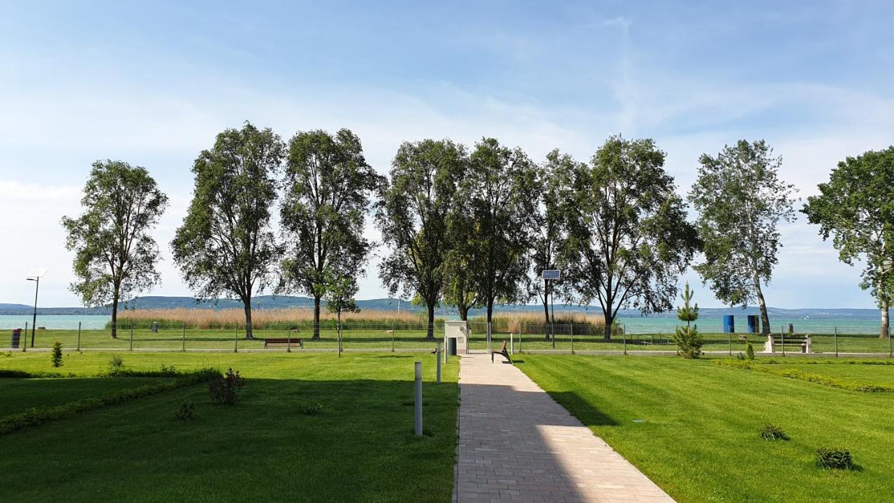 Lelle Resort Cb34 Balatonlelle Exteriér fotografie