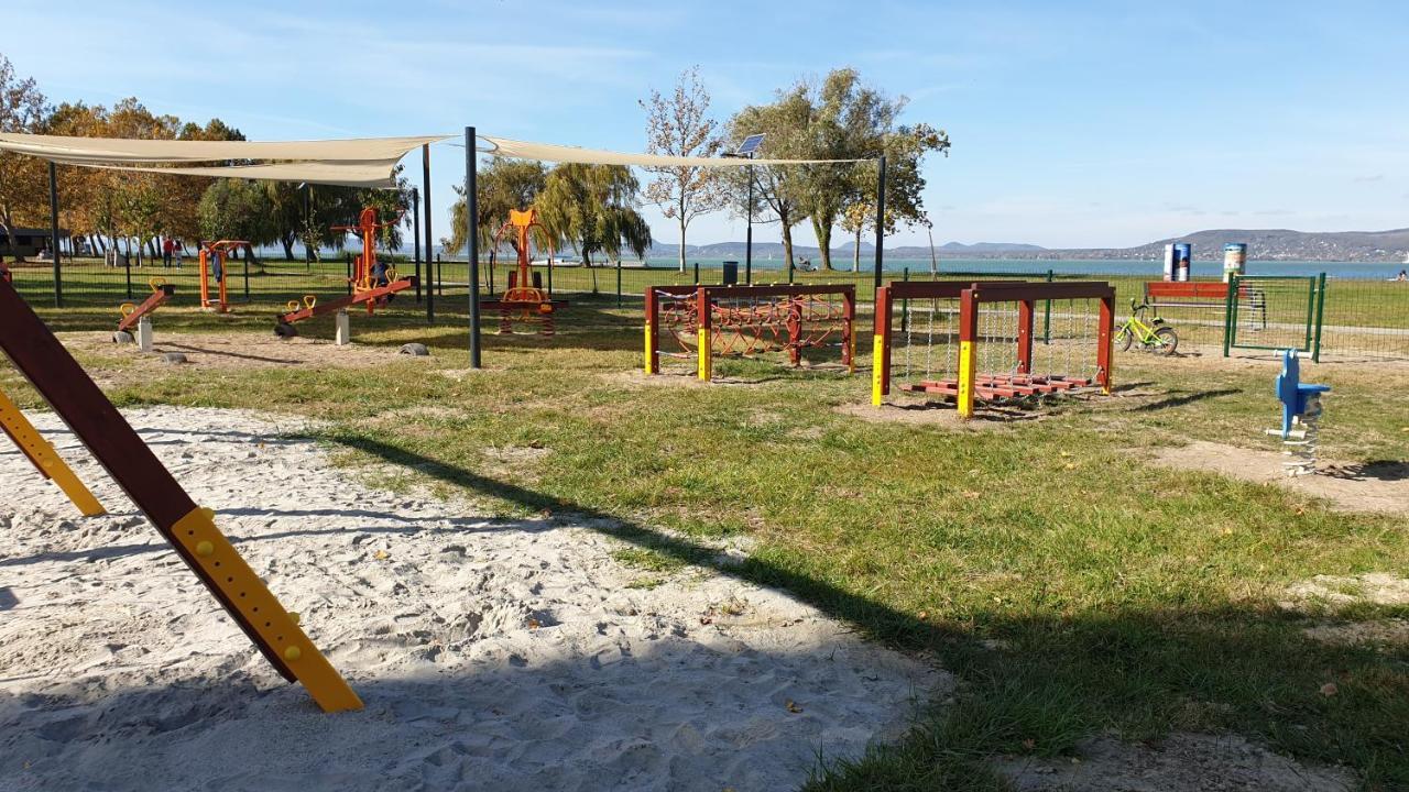 Lelle Resort Cb34 Balatonlelle Exteriér fotografie